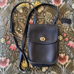 *VINTAGE* 1995 Coach Black 9978 Small Sidepack.  Good, gently used condition.